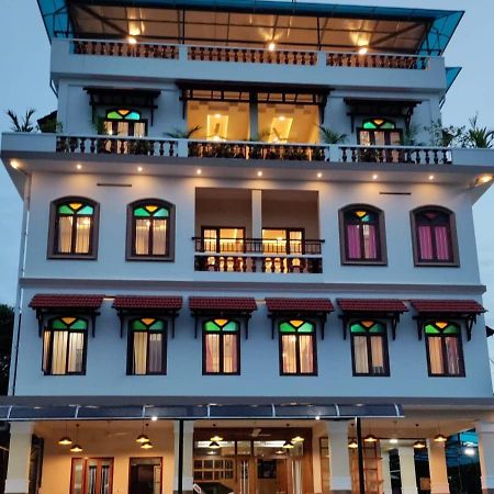 Meghdoot River Resort Kochi Zewnętrze zdjęcie