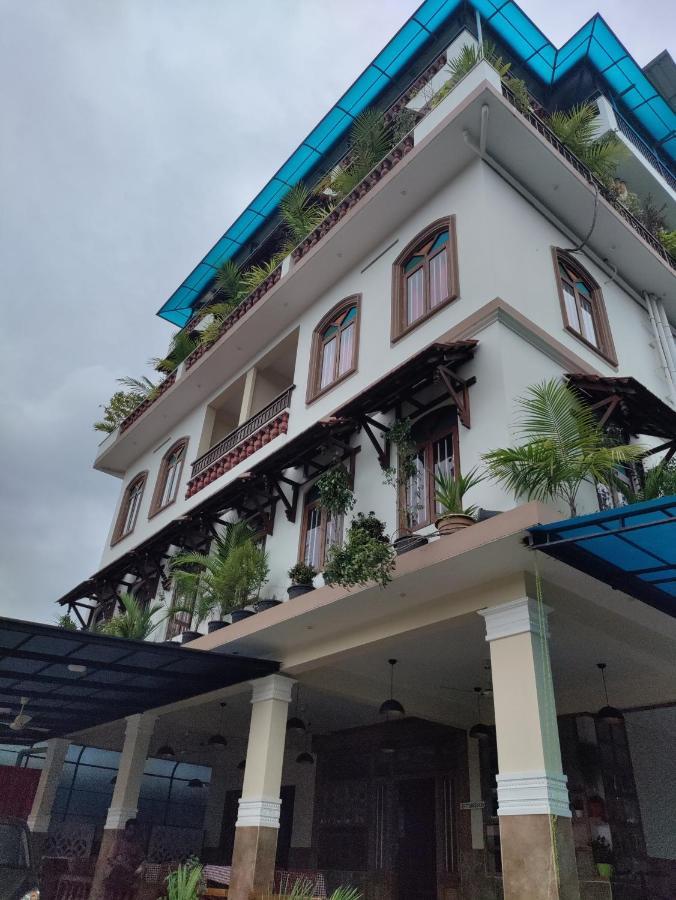 Meghdoot River Resort Kochi Zewnętrze zdjęcie